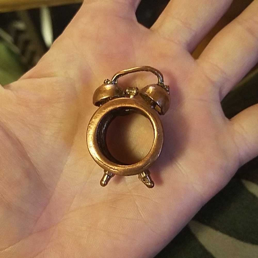 Alarm clock ring/ pendant